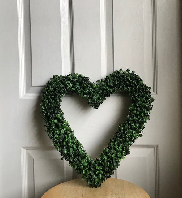 Heart Grass Wall Decor